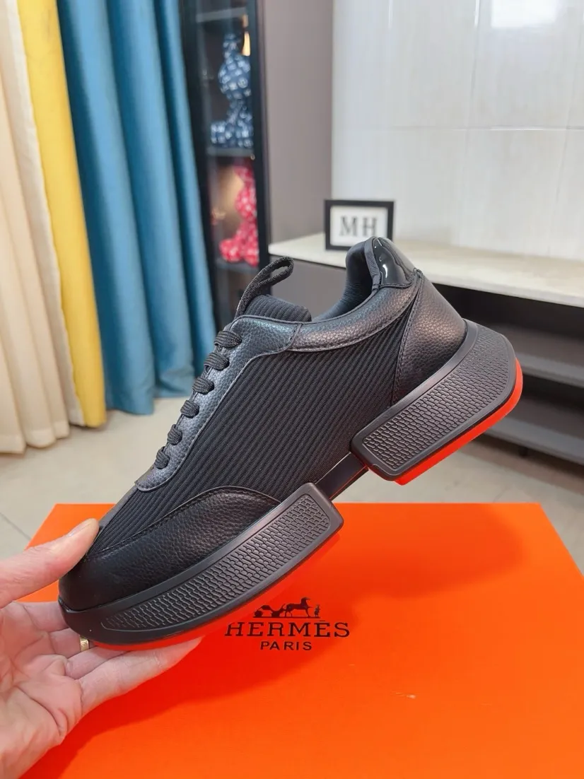 Men's shoes 💰460🌸🌸【HERMES】Hermès high-end quality original shoe upper: 🔝tumbled calfskin, suede calfskin, shoe body sewn H totem, outsole: ultra-light TPU foam·rubber; two-color molded outsole, ultra-high quality control·fine workmanship: highlighting (high-end·luxury·grade) 38-44 (45 can be customized)